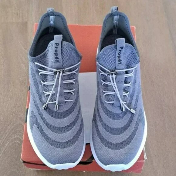 Propet Women’s Travelbound Aspect Shoes - Color: Dark Grey - Size: 11  Variable - Picture 2 of 9